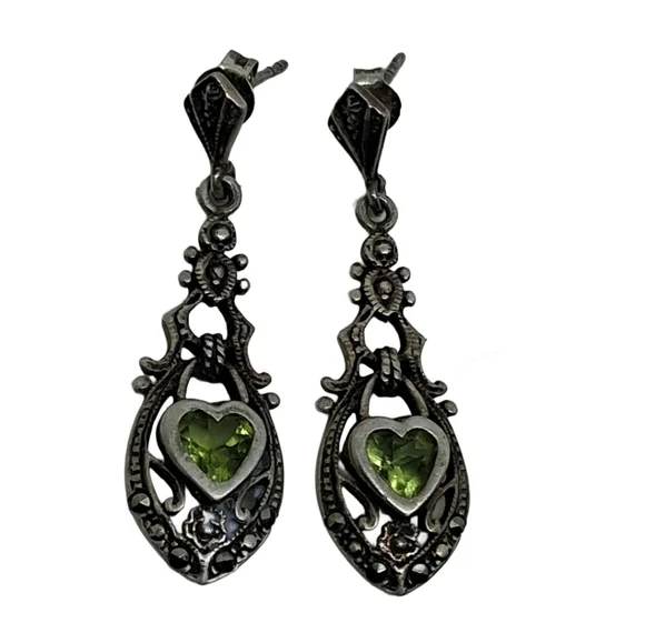 💚 Vintage Sterling Silver Marcasite & Peridot Heart Lock Drop Earrings - Picture 3 of 7